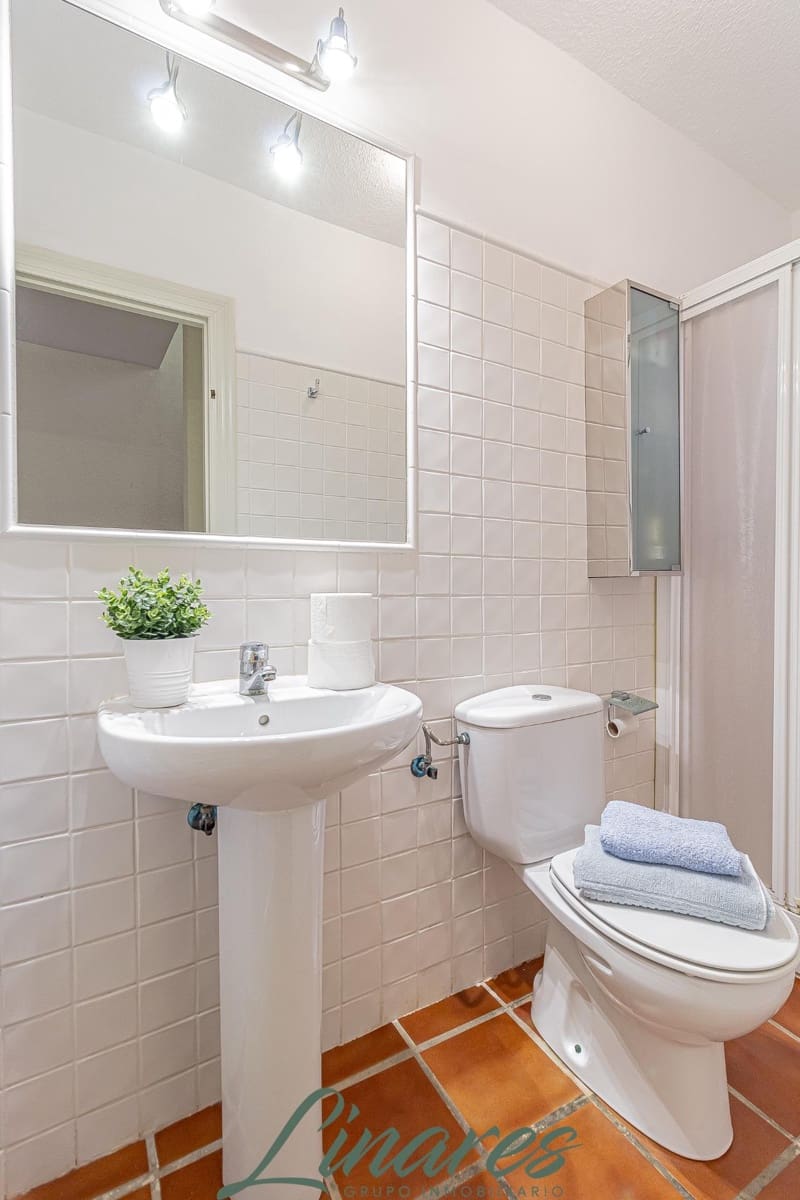 3 bedroom Apartment for sale in La Manga del Mar Menor with pool garage - € 359,000 (Ref: 9462005)