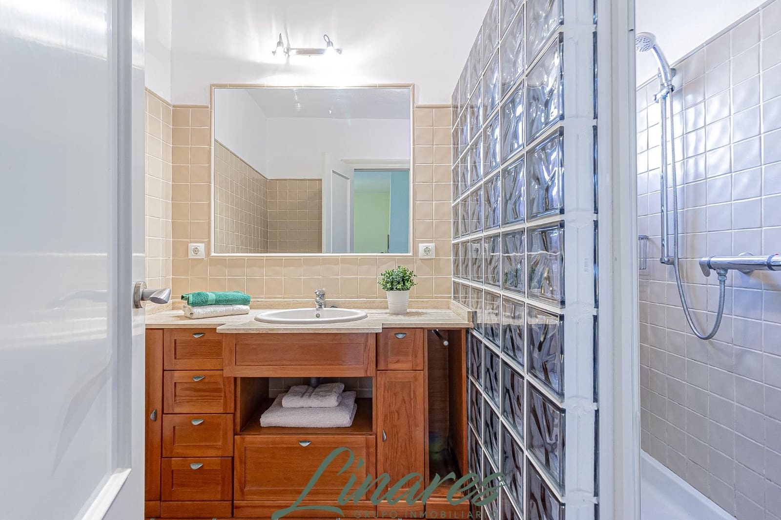 3 bedroom Apartment for sale in La Manga del Mar Menor with pool garage - € 359,000 (Ref: 9462005)