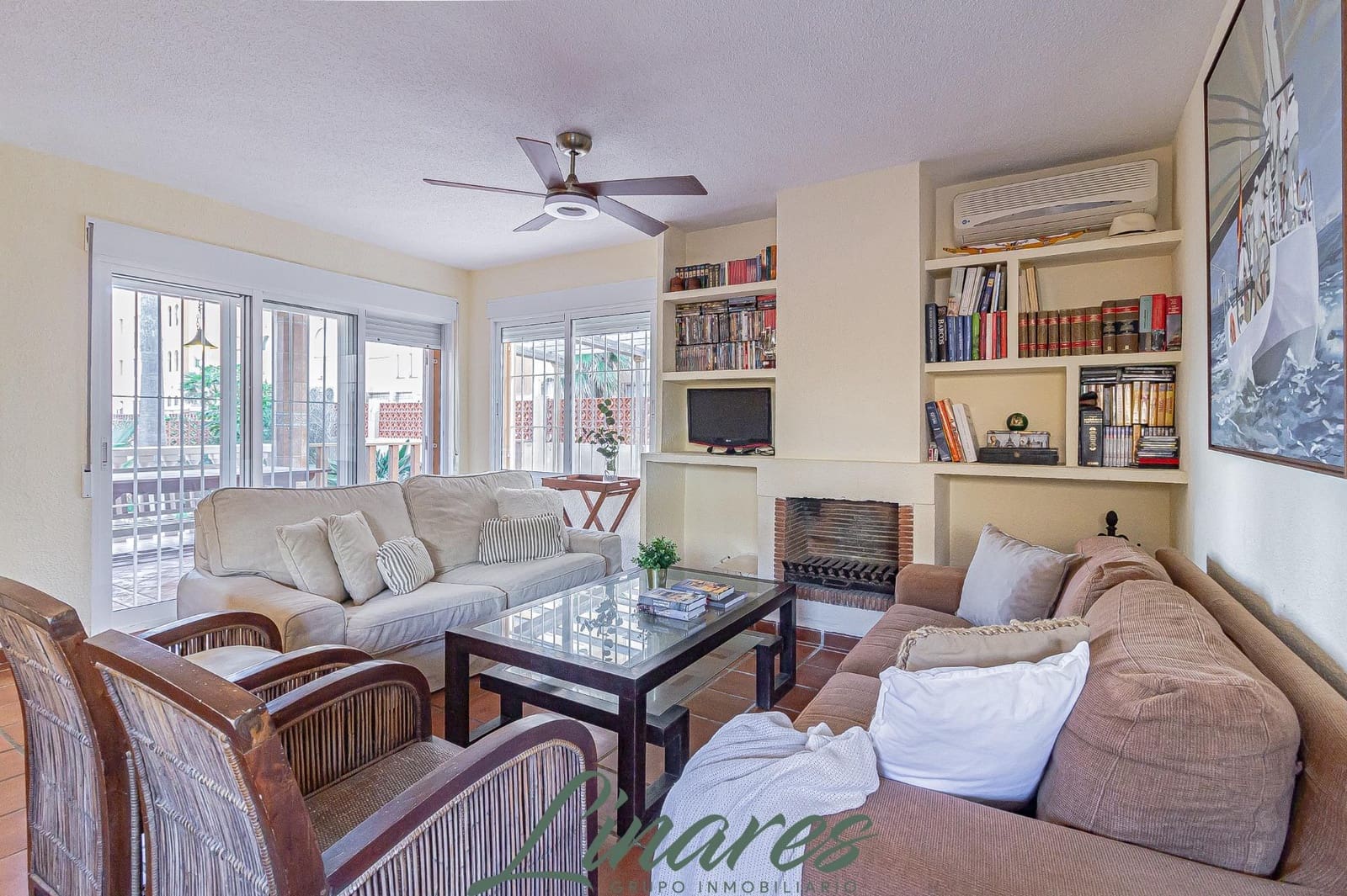 3 bedroom Apartment for sale in La Manga del Mar Menor with pool garage - € 359,000 (Ref: 9462005)