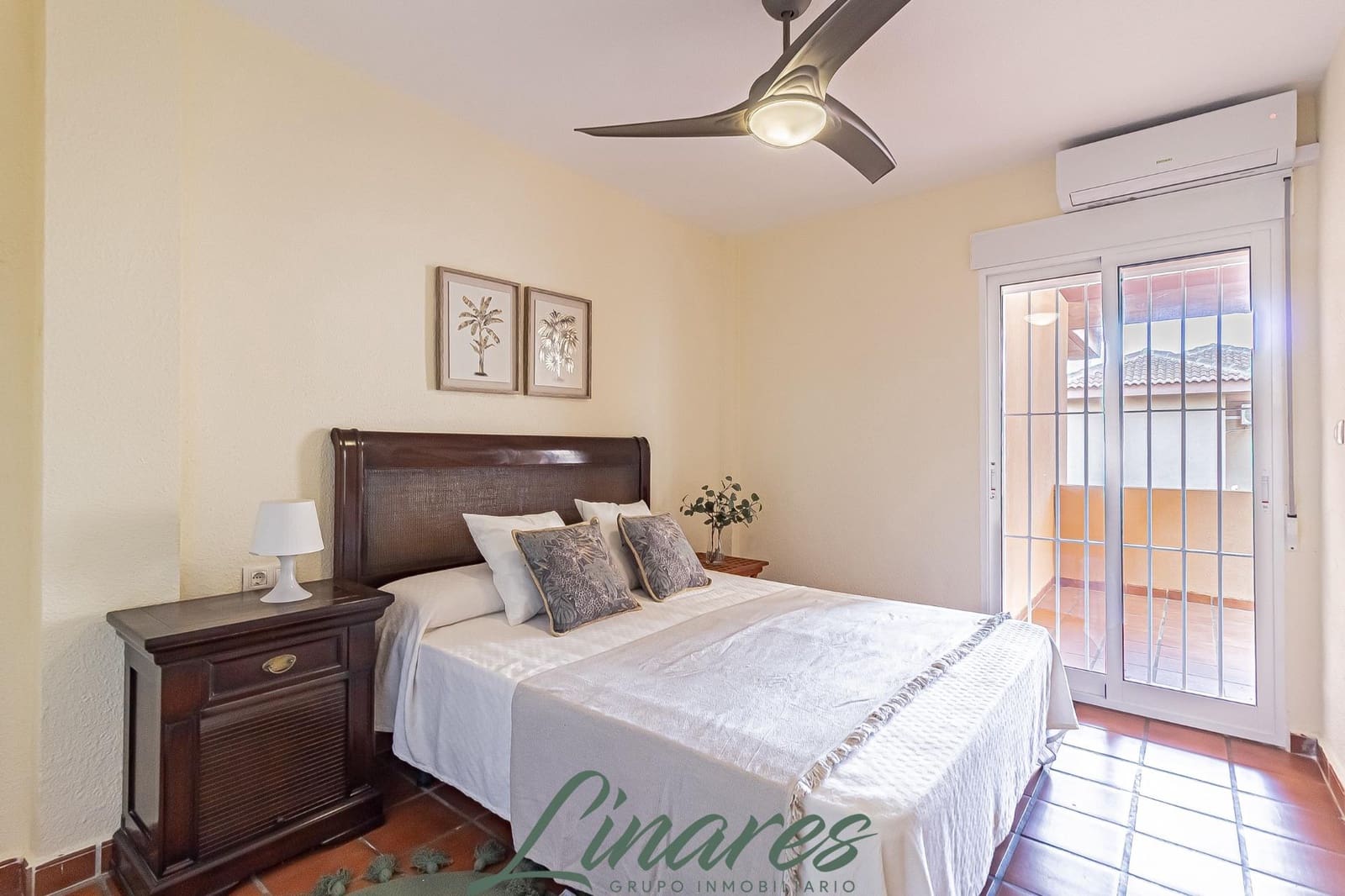 3 bedroom Apartment for sale in La Manga del Mar Menor with pool garage - € 359,000 (Ref: 9462005)