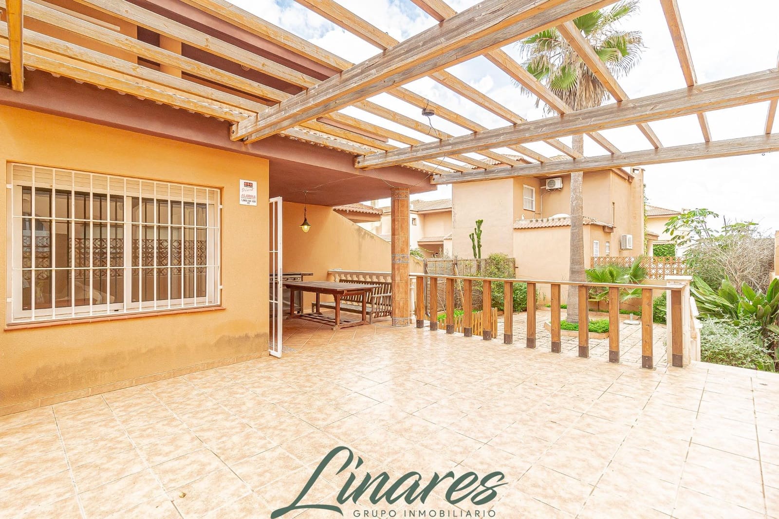 3 soveværelse Lejlighed til salg i La Manga del Mar Menor med swimmingpool garage - € 359.000 (Ref: 9462005)