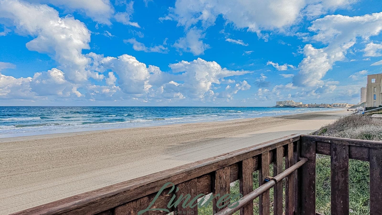 3 soveværelse Lejlighed til salg i La Manga del Mar Menor med swimmingpool garage - € 359.000 (Ref: 9462005)