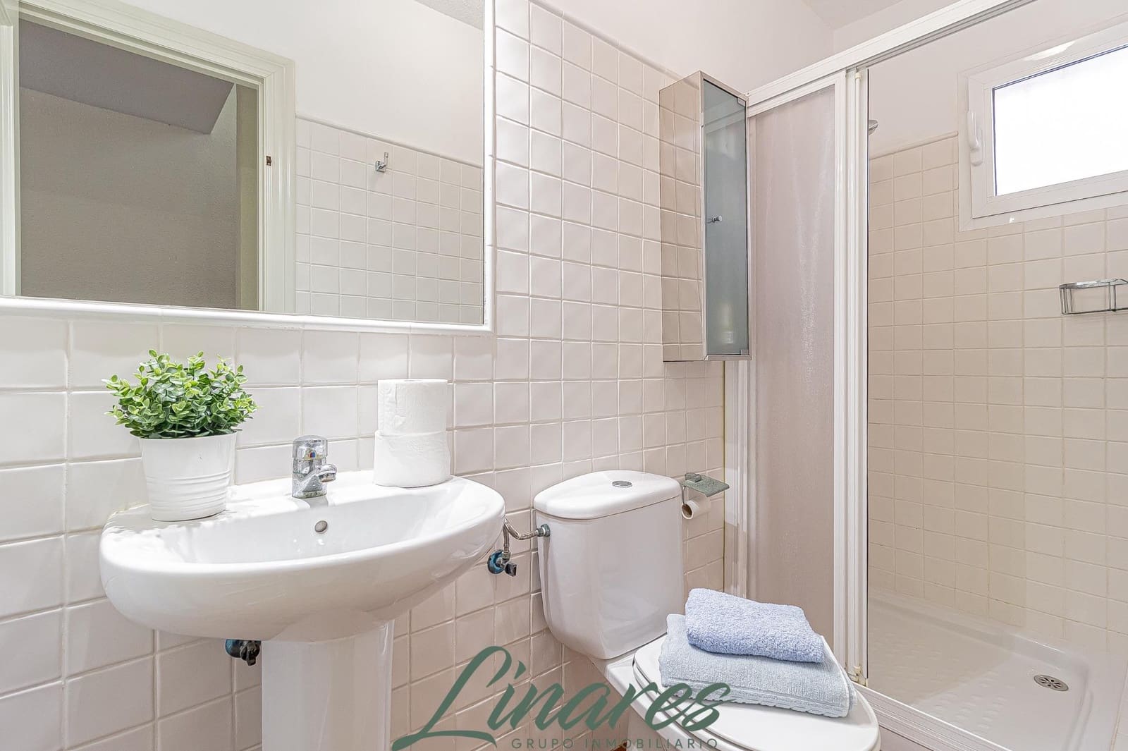 3 bedroom Apartment for sale in La Manga del Mar Menor with pool garage - € 375,000 (Ref: 9462005)