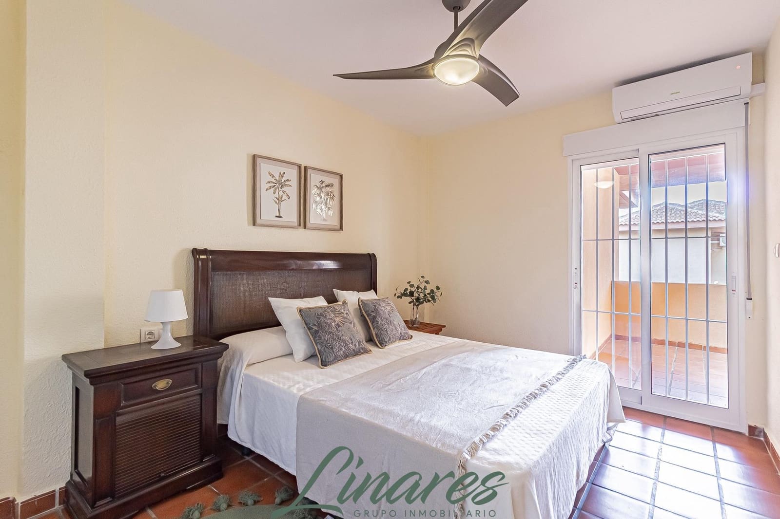 3 bedroom Apartment for sale in La Manga del Mar Menor with pool garage - € 375,000 (Ref: 9462005)