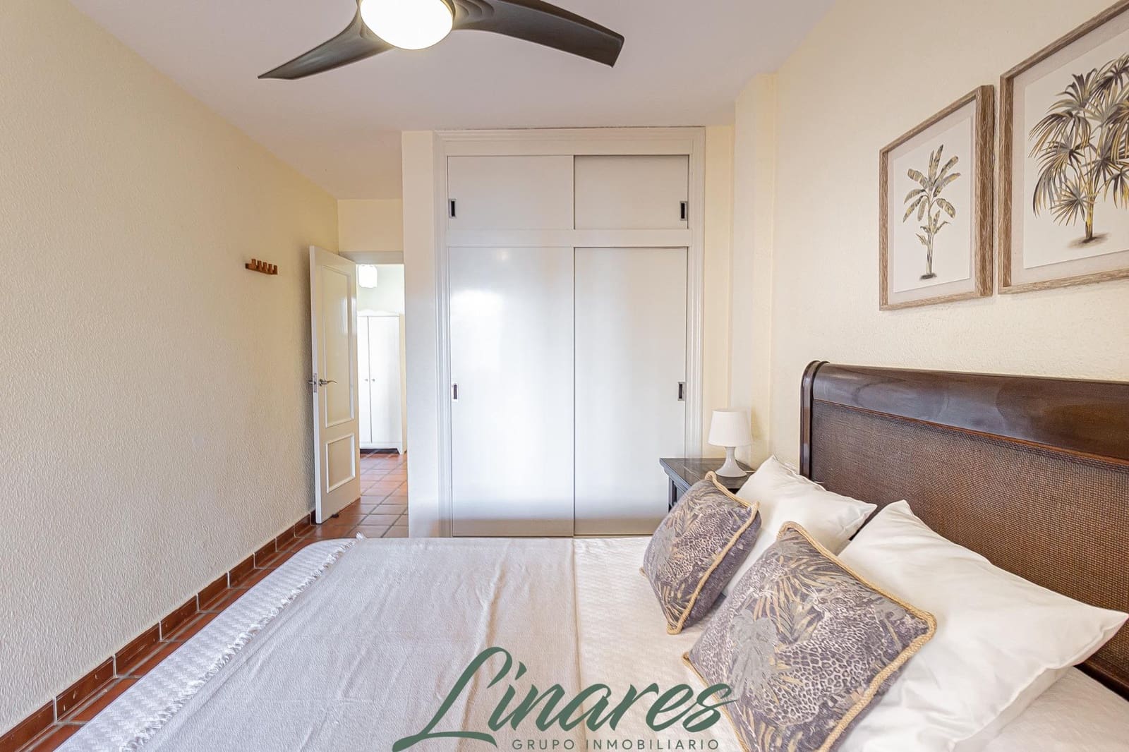3 bedroom Apartment for sale in La Manga del Mar Menor with pool garage - € 375,000 (Ref: 9462005)