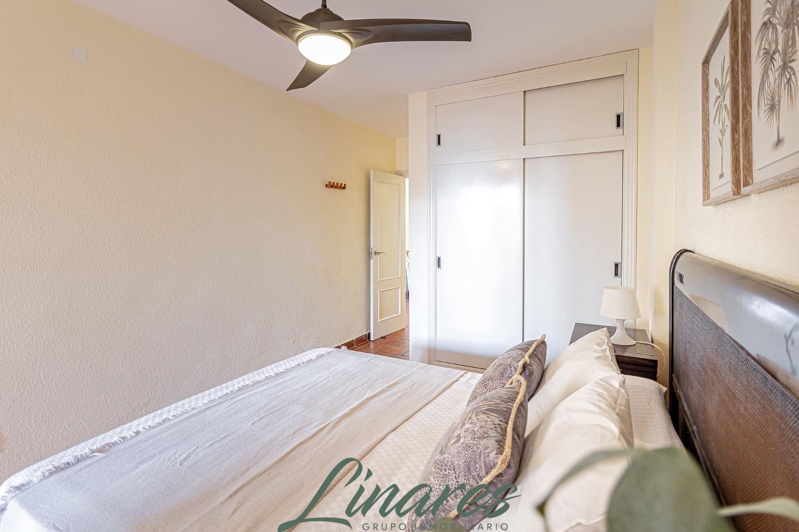 3 bedroom Apartment for sale in La Manga del Mar Menor with pool garage - € 375,000 (Ref: 9462005)