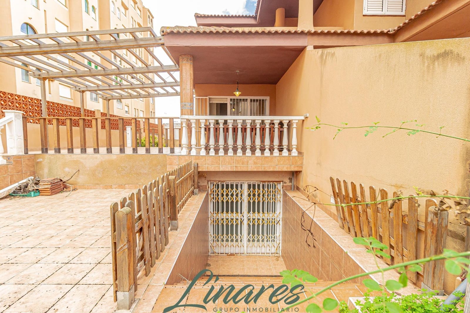 3 bedroom Apartment for sale in La Manga del Mar Menor with pool garage - € 375,000 (Ref: 9462005)