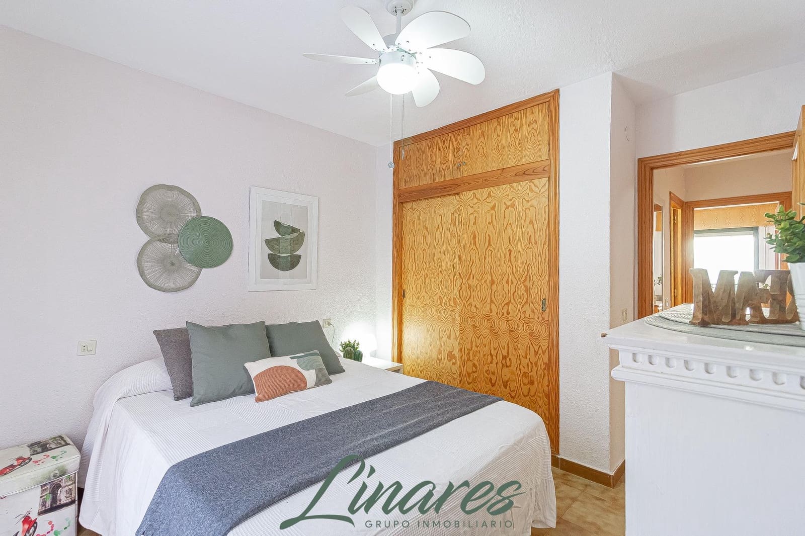 Apartamento de 2 habitaciones en La Manga del Mar Menor en venta - 136.000 € (Ref: 9465689)