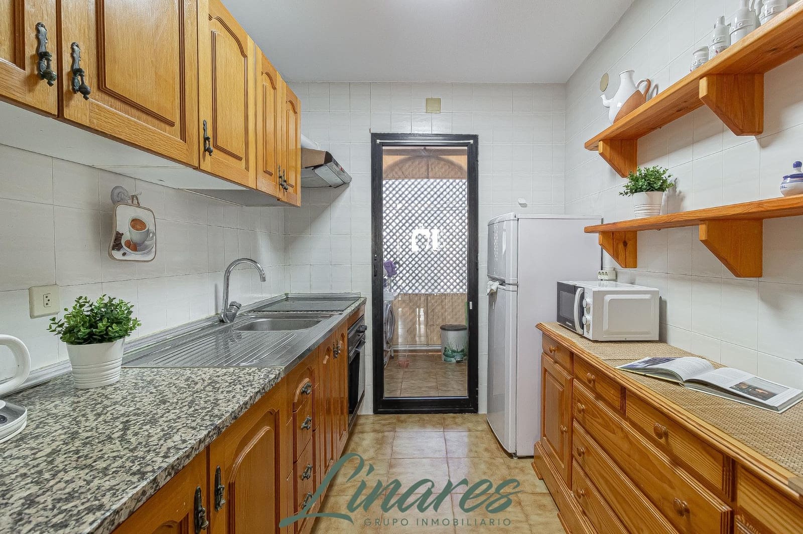 2 bedroom Apartment for sale in La Manga del Mar Menor - € 136,000 (Ref: 9465689)