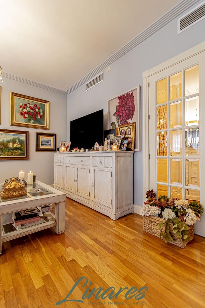 3 bedroom Apartment for sale in Cartagena - € 350,000 (Ref: 9527869)