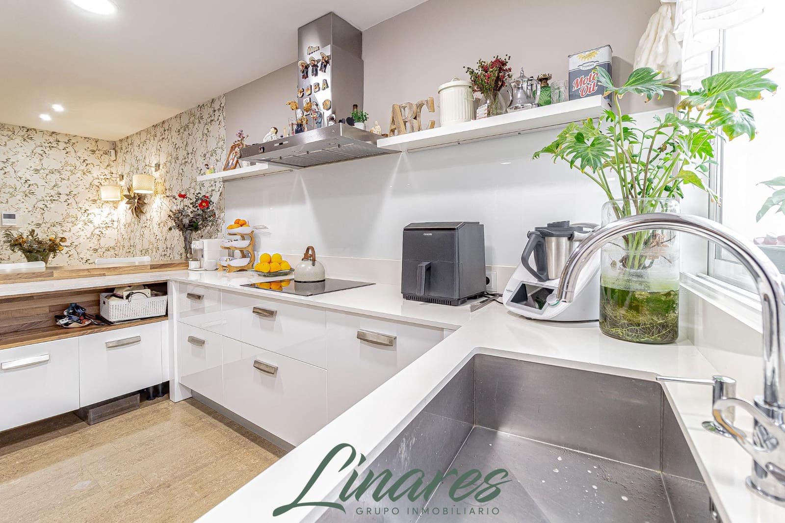 3 bedroom Apartment for sale in Cartagena - € 350,000 (Ref: 9527869)