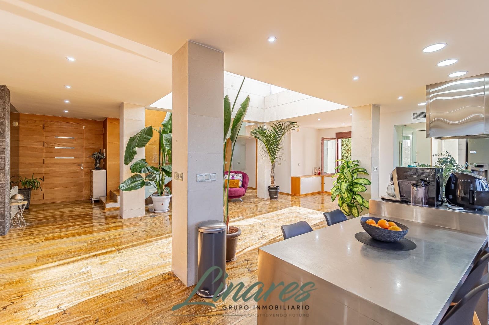 3 bedroom Villa for sale in Algezares with pool - € 1,490,000 (Ref: 9557989)