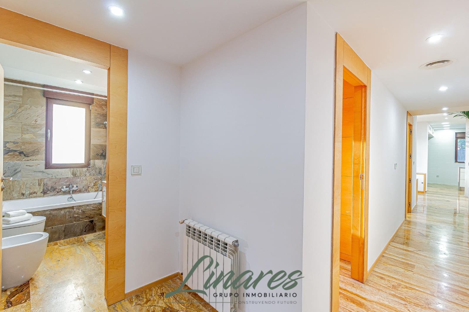 3 bedroom Villa for sale in Algezares with pool - € 1,490,000 (Ref: 9557989)