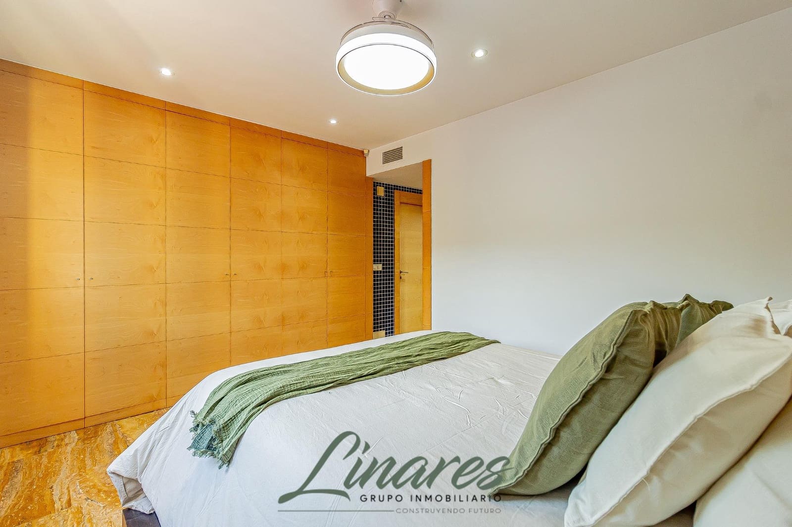 3 bedroom Villa for sale in Algezares with pool - € 1,490,000 (Ref: 9557989)