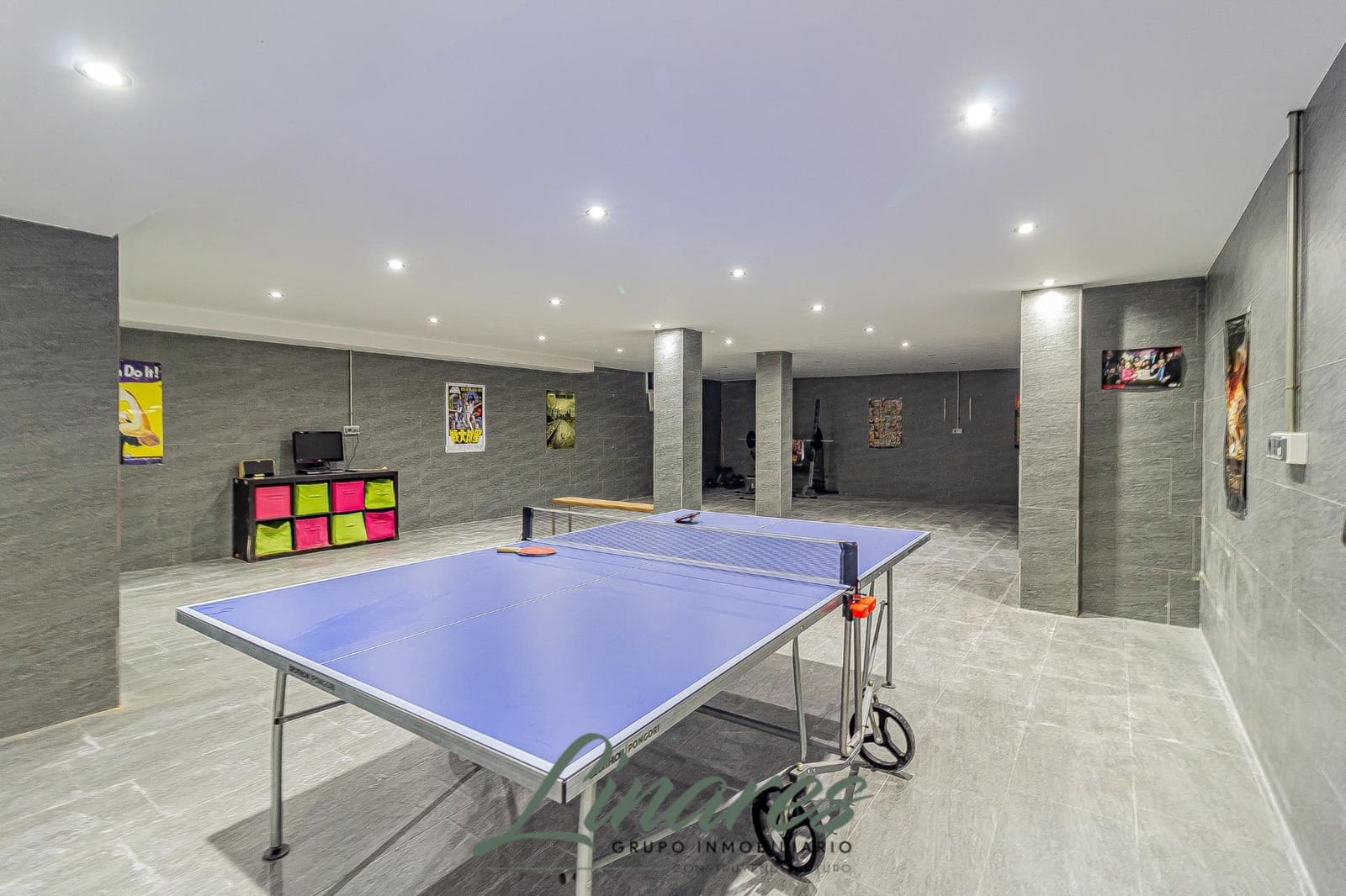 3 bedroom Villa for sale in Algezares with pool - € 1,490,000 (Ref: 9557989)