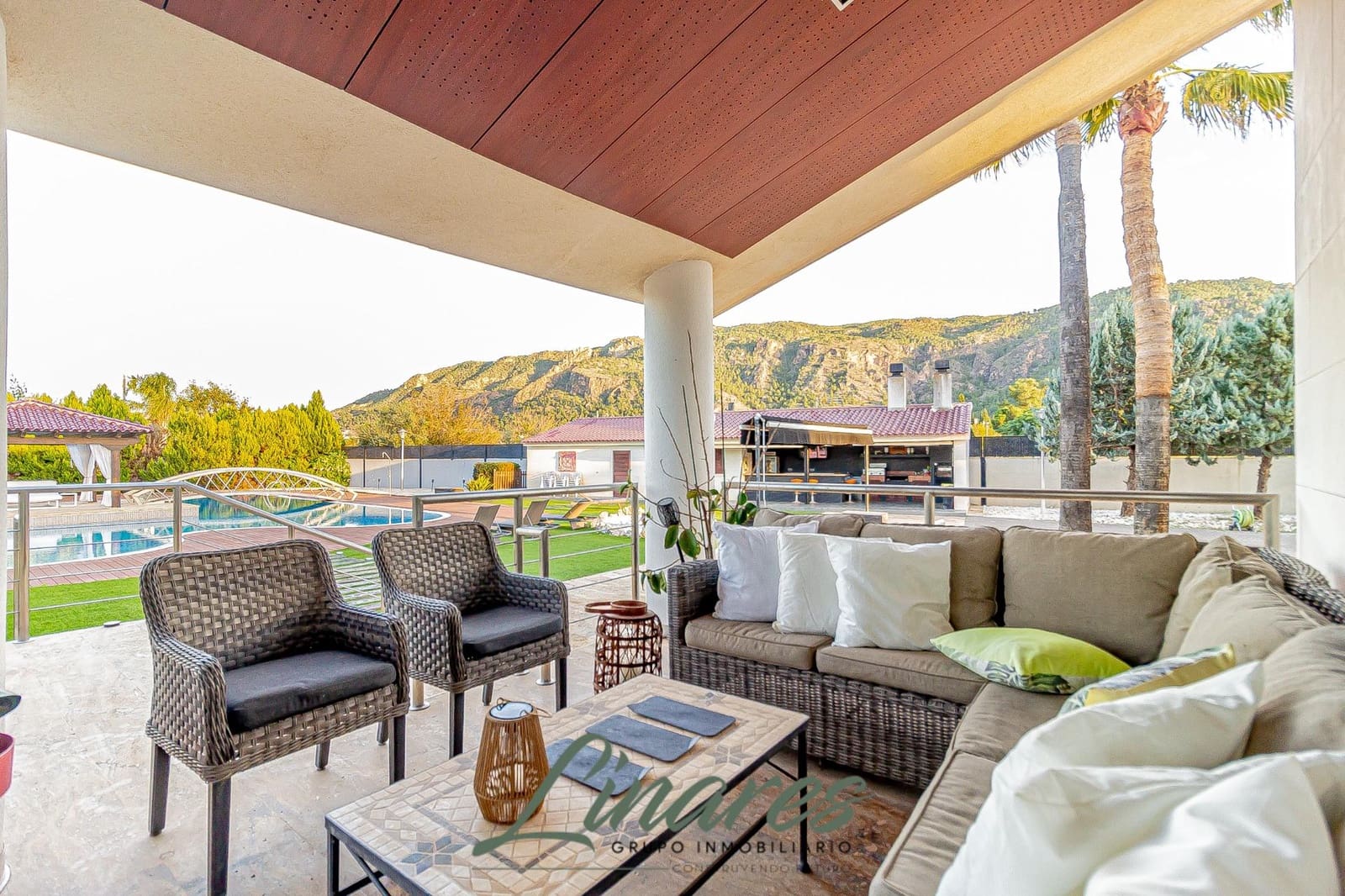 3 bedroom Villa for sale in Algezares with pool - € 1,490,000 (Ref: 9557989)