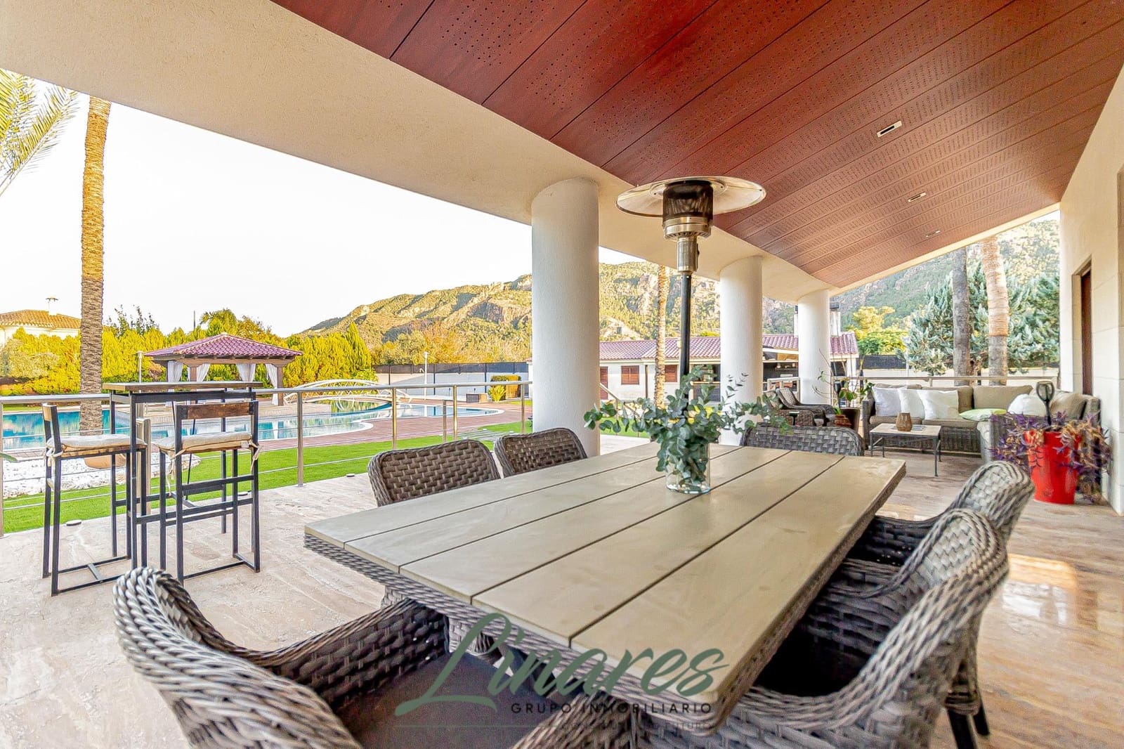 3 bedroom Villa for sale in Algezares with pool - € 1,490,000 (Ref: 9557989)