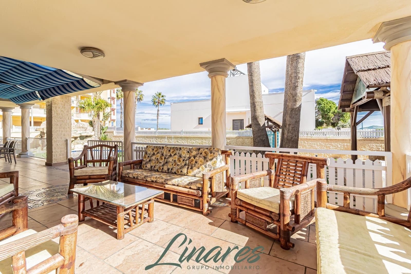 6 bedroom Villa for sale in La Manga del Mar Menor with pool garage - € 1,100,000 (Ref: 9576729)