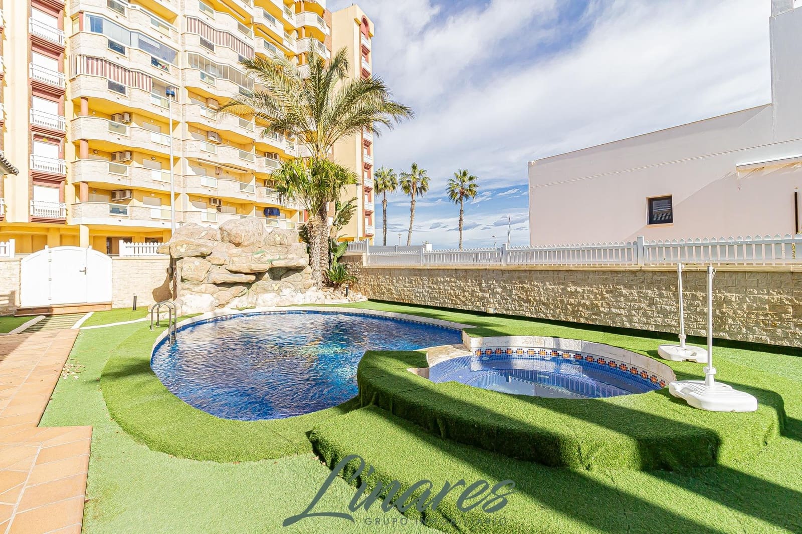 6 soveværelse Villa til salg i La Manga del Mar Menor med swimmingpool garage - € 1.100.000 (Ref: 9576729)