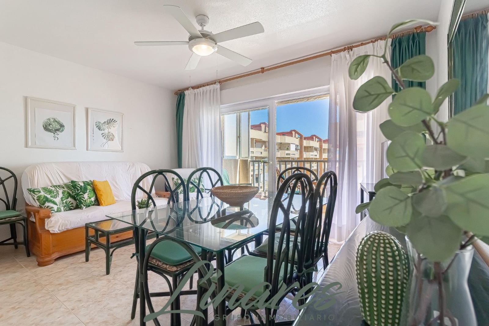 3 bedroom Penthouse for sale in La Manga del Mar Menor with garage - € 260,000 (Ref: 9702118)