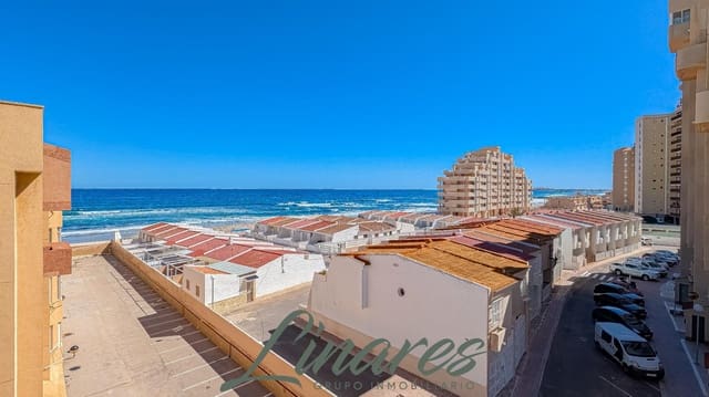 3 chambre Penthouse à vendre à La Manga del Mar Menor avec garage - 260 000 € (Ref: 9702118)
