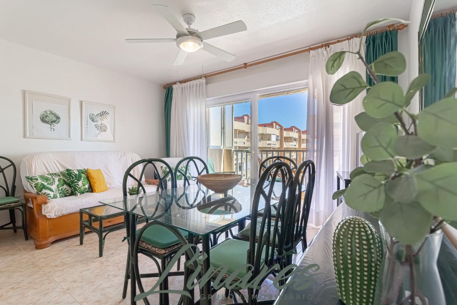 3 bedroom Penthouse for sale in La Manga del Mar Menor with garage - € 260,000 (Ref: 9702118)