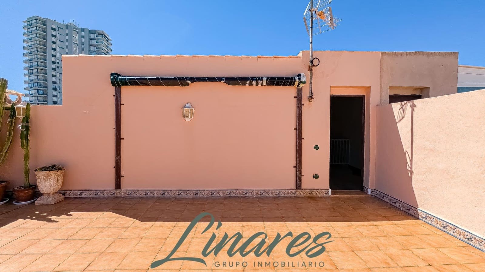 Ático de 3 habitaciones en La Manga del Mar Menor en venta con garaje - 240.000 € (Ref: 9702118)
