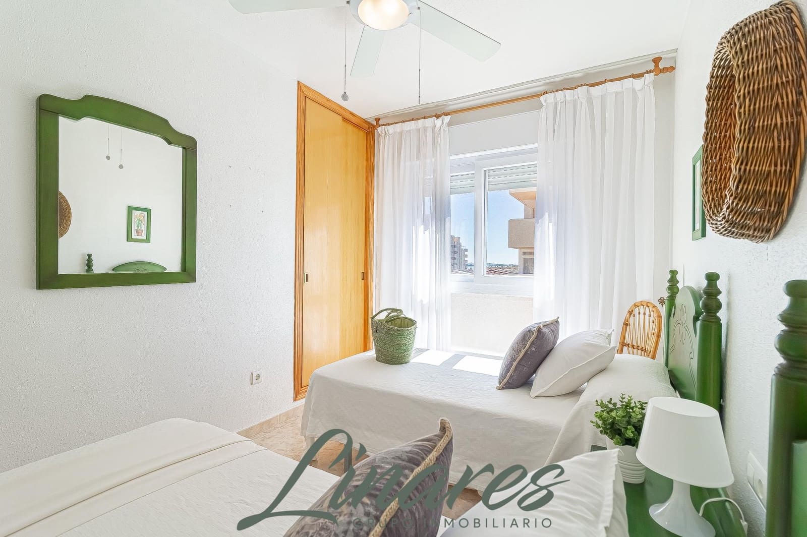 Ático de 3 habitaciones en La Manga del Mar Menor en venta con garaje - 240.000 € (Ref: 9702118)