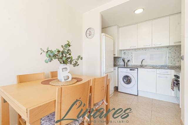 1 makuuhuone Huoneisto myytävänä paikassa La Manga del Mar Menor mukana uima-altaan - 127 000 € (Ref: 9704978)