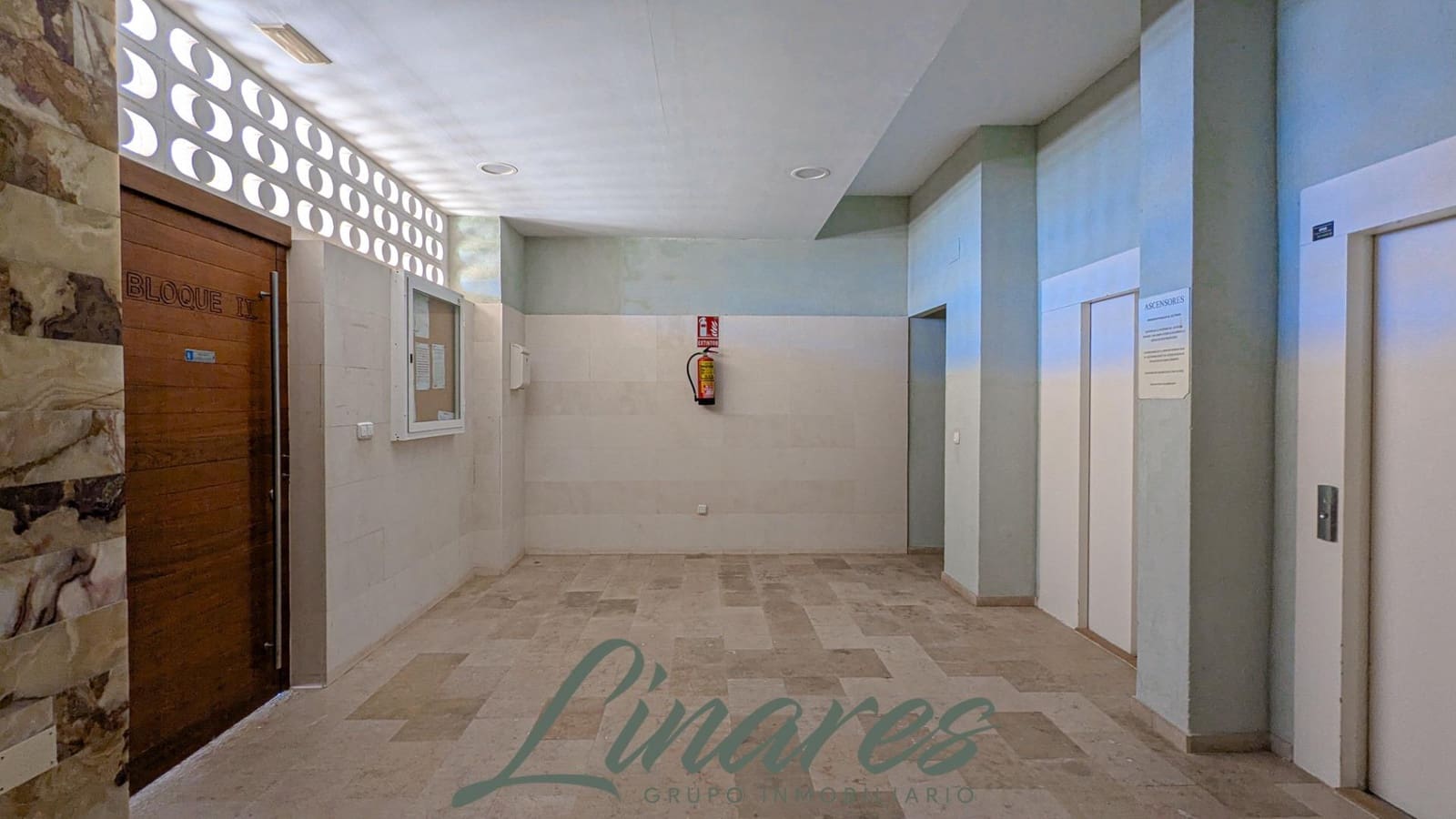 1 bedroom Apartment for sale in La Manga del Mar Menor with pool - € 127,000 (Ref: 9704978)