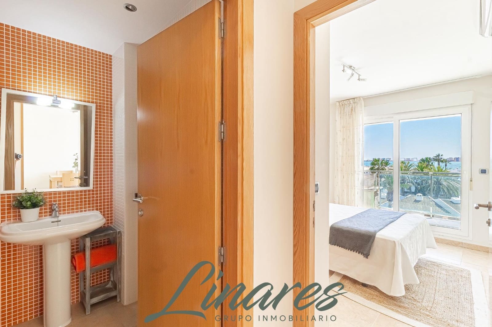 1 bedroom Apartment for sale in La Manga del Mar Menor with pool - € 127,000 (Ref: 9704978)