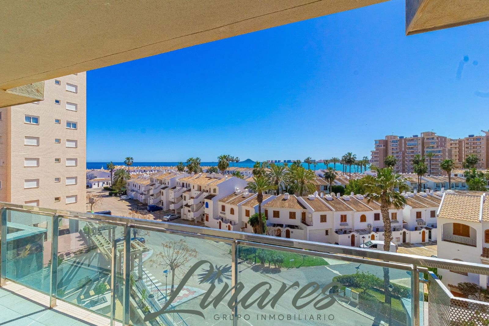 1 bedroom Apartment for sale in La Manga del Mar Menor with pool - € 127,000 (Ref: 9704978)