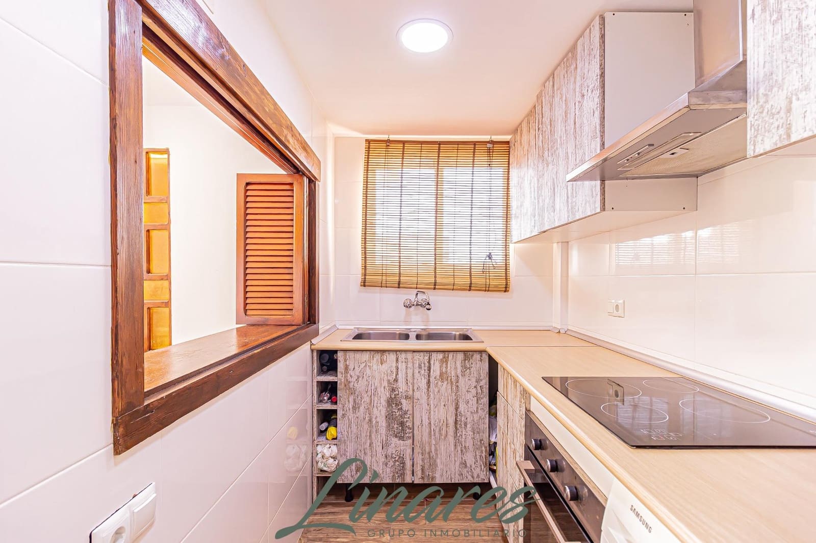 2 makuuhuone Huoneisto myytävänä paikassa Murcia kaupunki mukana uima-altaan 
autotalli - 156 000 € (Ref: 9773279)