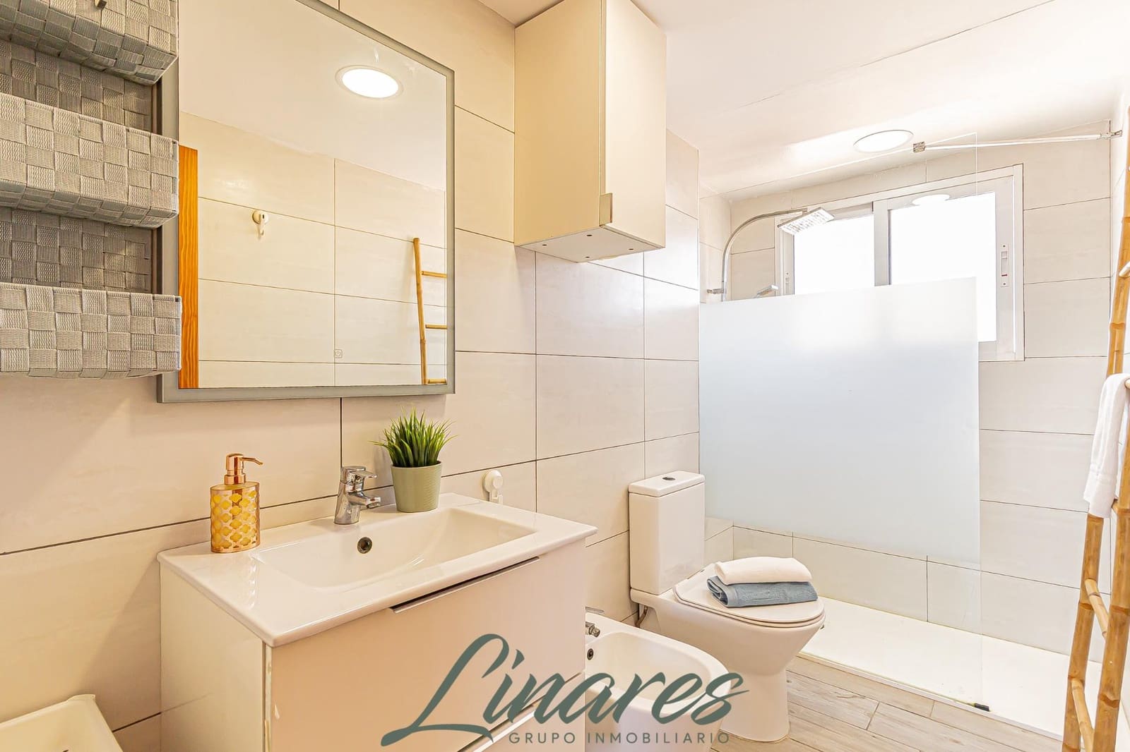 2 makuuhuone Huoneisto myytävänä paikassa Murcia kaupunki mukana uima-altaan 
autotalli - 156 000 € (Ref: 9773279)