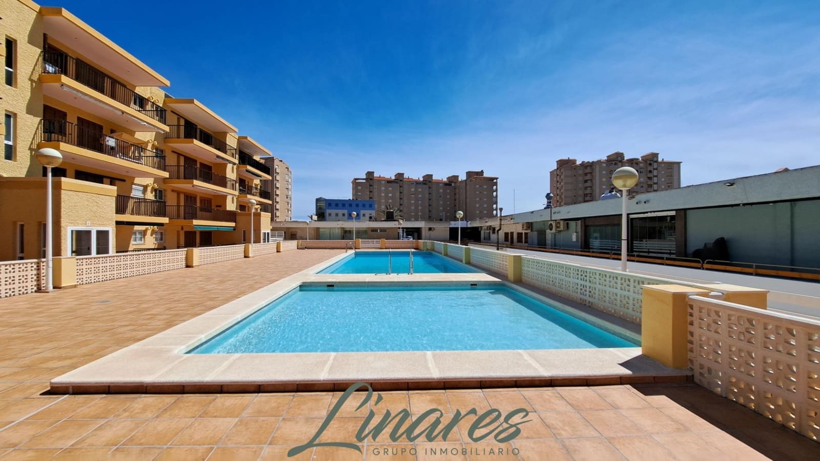 2 makuuhuone Huoneisto myytävänä paikassa Murcia kaupunki mukana uima-altaan 
autotalli - 156 000 € (Ref: 9773279)