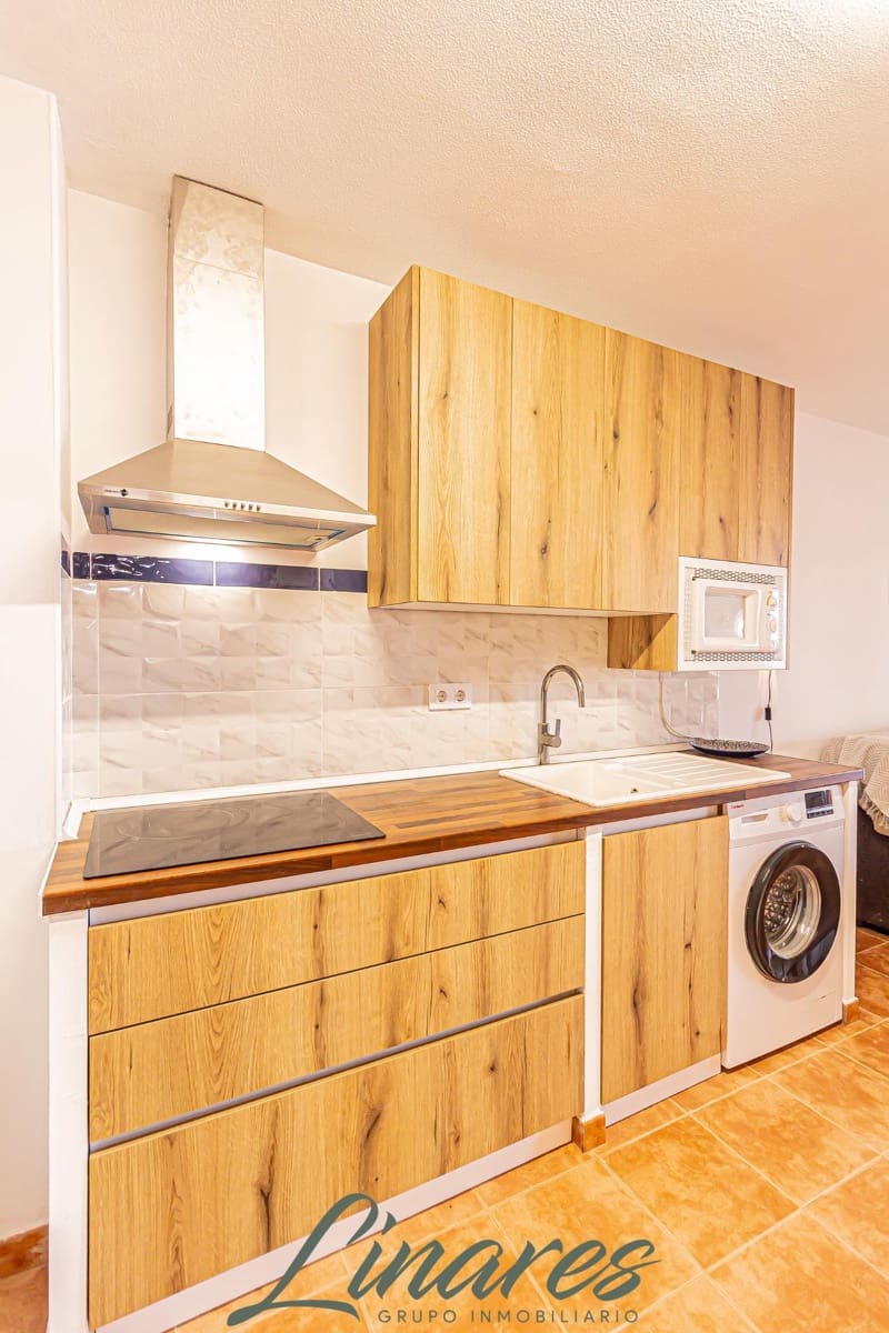 2 bedroom Apartment for sale in La Manga del Mar Menor - € 165,000 (Ref: 9780761)