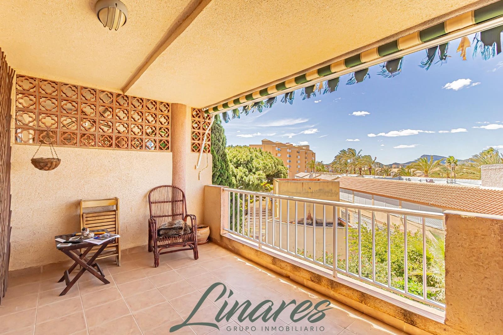 2 bedroom Apartment for sale in La Manga del Mar Menor - € 165,000 (Ref: 9780761)