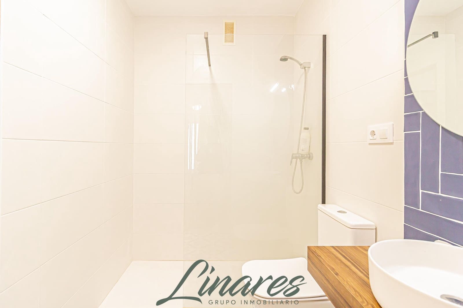 2 bedroom Apartment for sale in La Manga del Mar Menor - € 165,000 (Ref: 9780761)