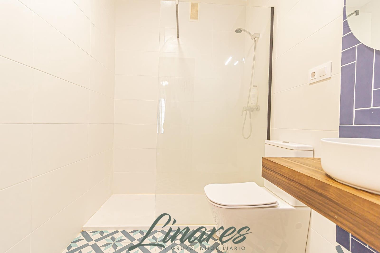 2 bedroom Apartment for sale in La Manga del Mar Menor - € 165,000 (Ref: 9780761)