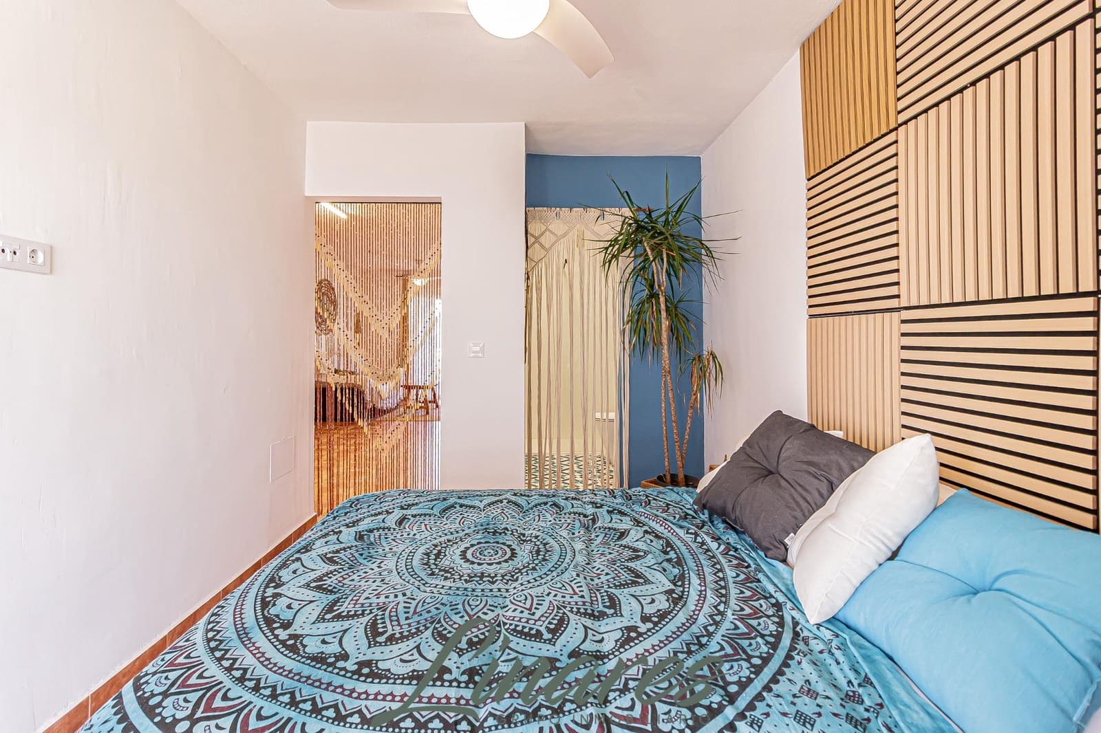 2 bedroom Apartment for sale in La Manga del Mar Menor - € 165,000 (Ref: 9780761)