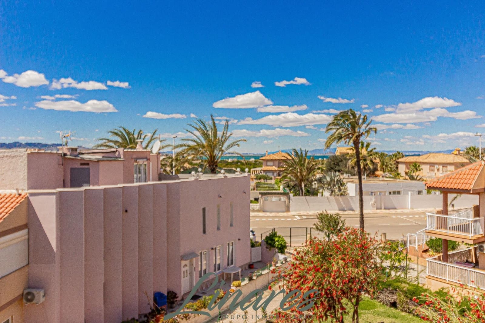 2 soveværelse Lejlighed til salg i La Manga del Mar Menor - € 165.000 (Ref: 9780761)