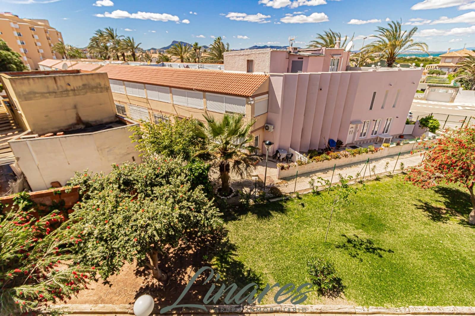 2 soveværelse Lejlighed til salg i La Manga del Mar Menor - € 165.000 (Ref: 9780761)