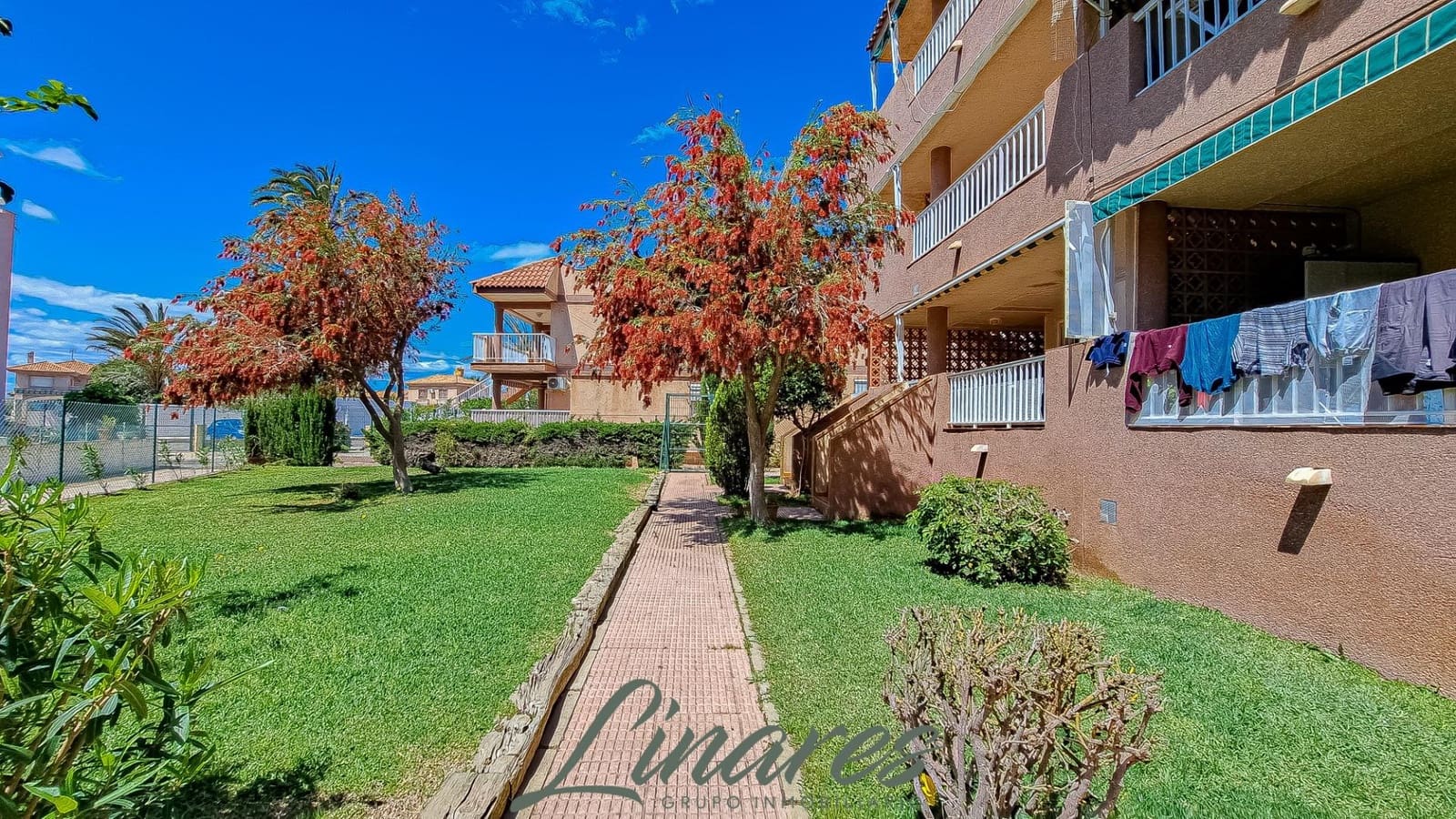 2 soveværelse Lejlighed til salg i La Manga del Mar Menor - € 165.000 (Ref: 9780761)