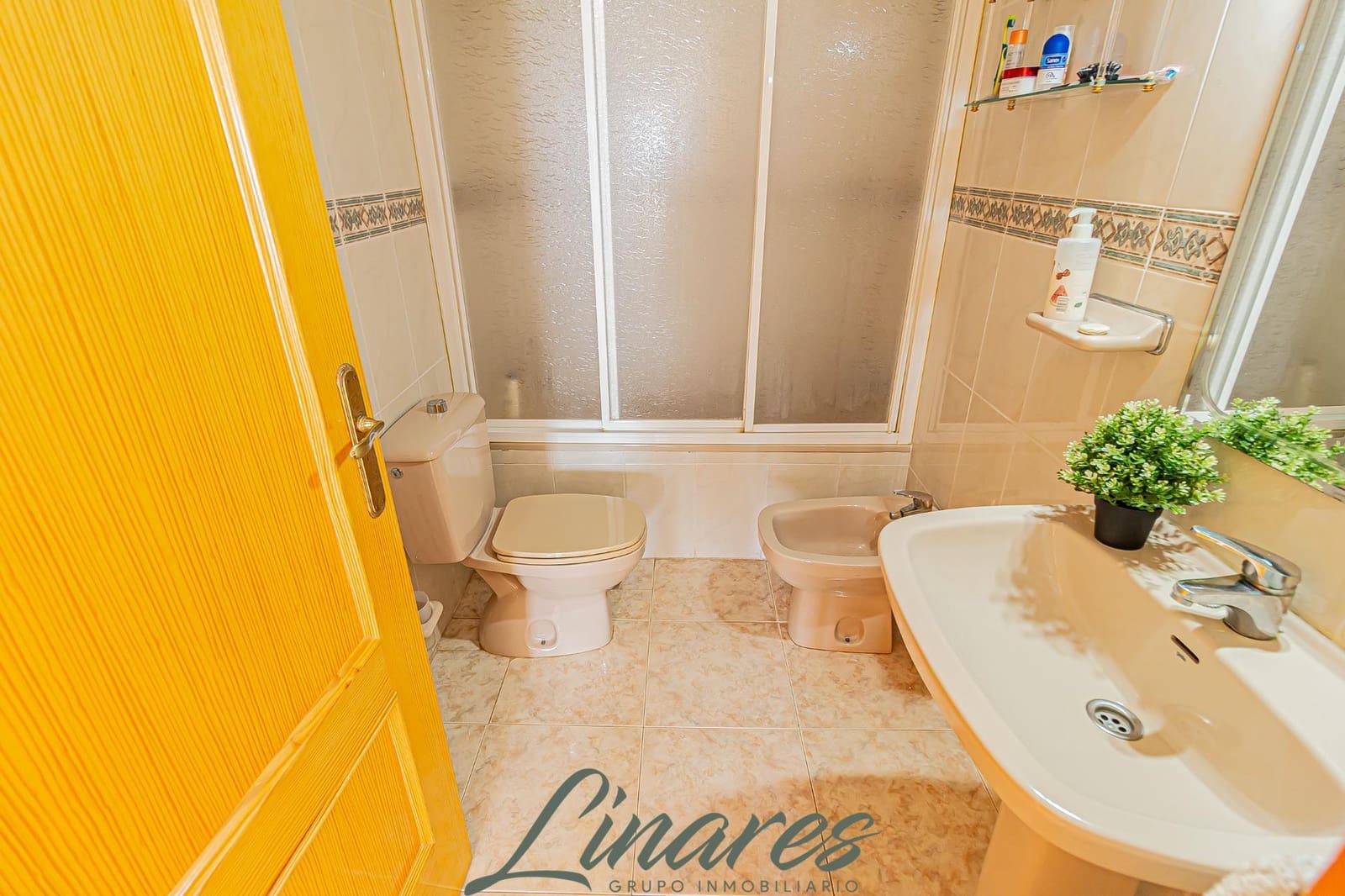 3 bedroom Penthouse for sale in La Manga del Mar Menor with garage - € 230,000 (Ref: 9806640)
