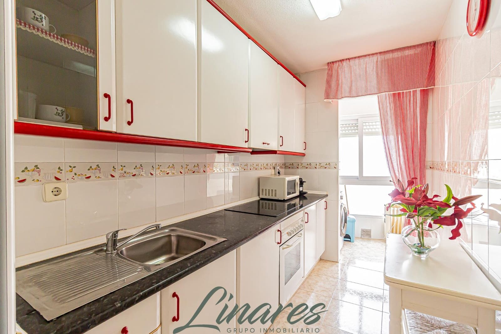 3 bedroom Penthouse for sale in La Manga del Mar Menor with garage - € 230,000 (Ref: 9806640)