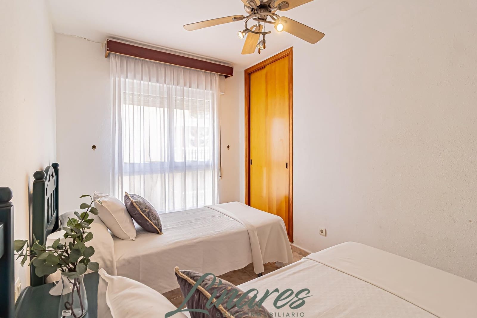 3 bedroom Penthouse for sale in La Manga del Mar Menor with garage - € 230,000 (Ref: 9806640)