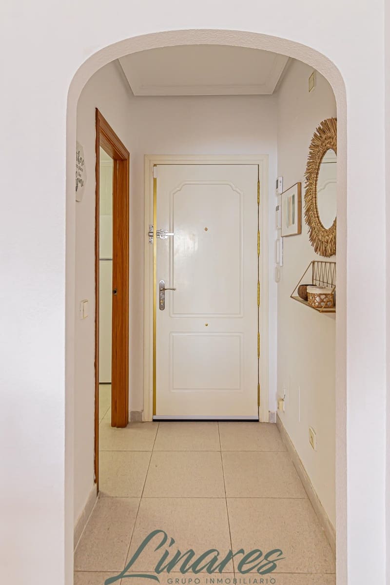 2 sovrum Lägenhet till salu i La Manga del Mar Menor med pool garage - 225 000 € (Ref: 9806641)