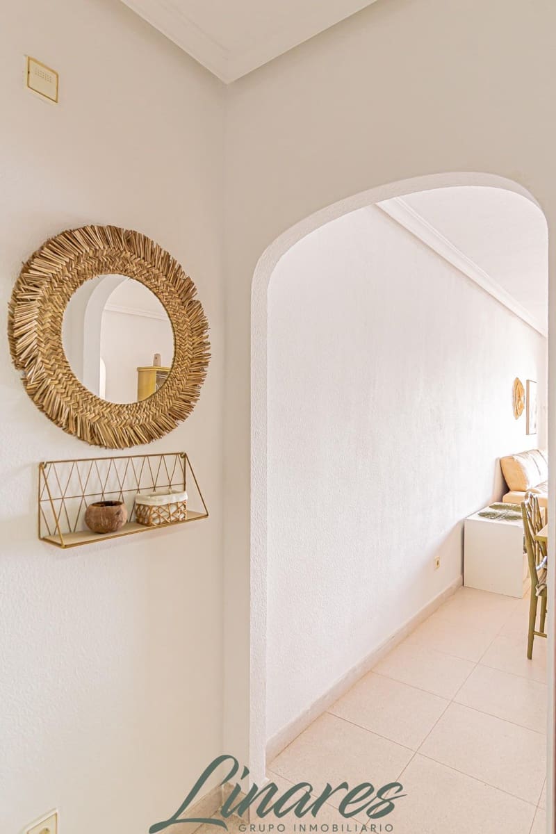 2 sovrum Lägenhet till salu i La Manga del Mar Menor med pool garage - 225 000 € (Ref: 9806641)