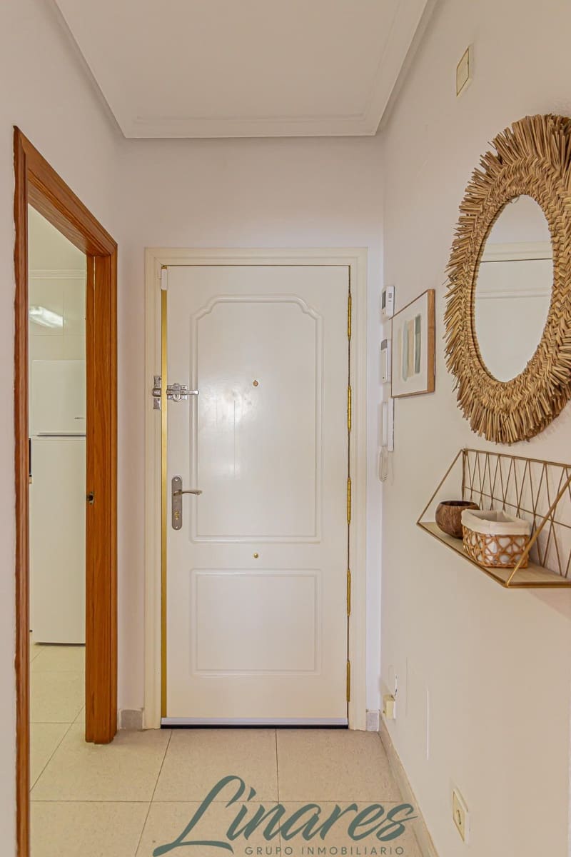 2 sovrum Lägenhet till salu i La Manga del Mar Menor med pool garage - 225 000 € (Ref: 9806641)