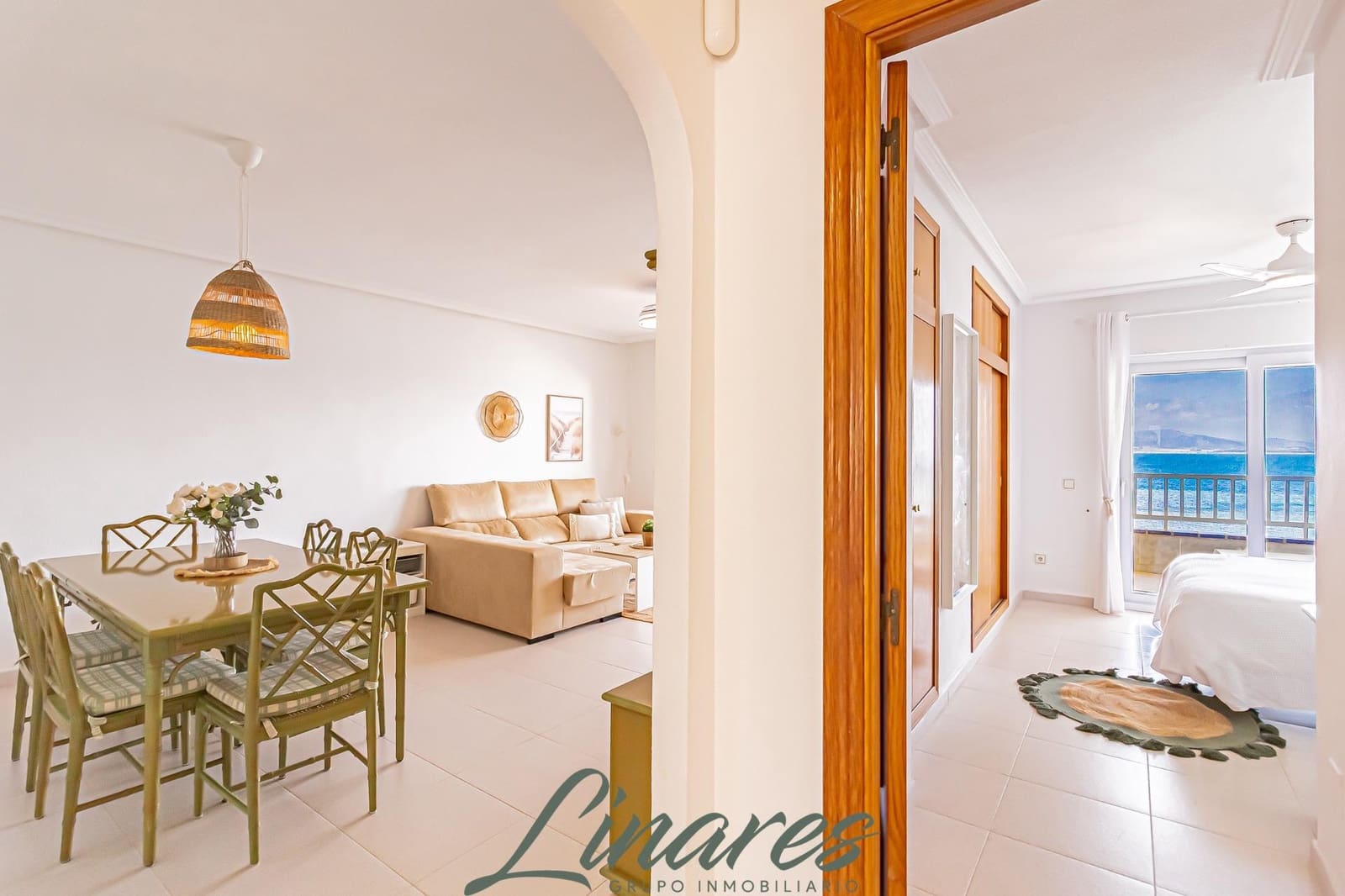 2 sovrum Lägenhet till salu i La Manga del Mar Menor med pool garage - 225 000 € (Ref: 9806641)